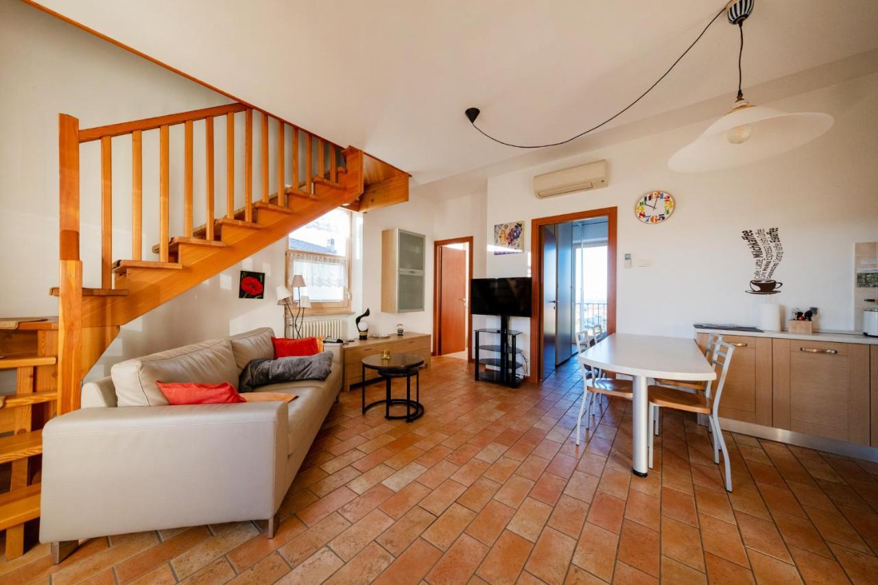 Apartmentsgarda - Rosa Chiare Bardolino Zewnętrze zdjęcie